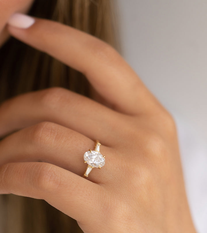 1.61CT Oval Cut 3 Stone Moissanite Diamond Engagement Ring