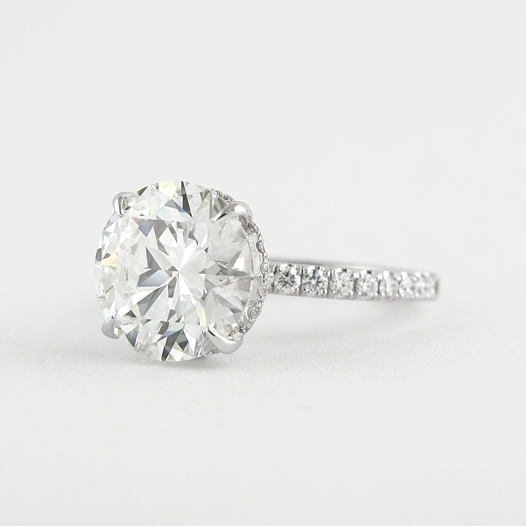 1.5 CT Round Cut Hidden Halo Moissanite Engagement Ring