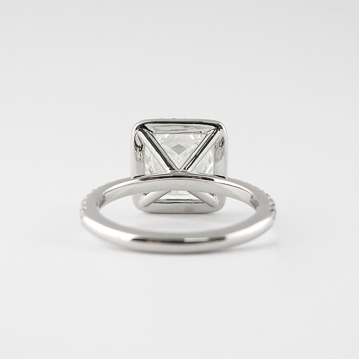 2.0CT Princess Cut Halo Moissanite Diamond Engagement Ring