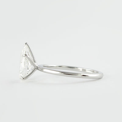 1.50CT Pear Cut 5 Prongs Moissanite Solitaire Engagement Ring