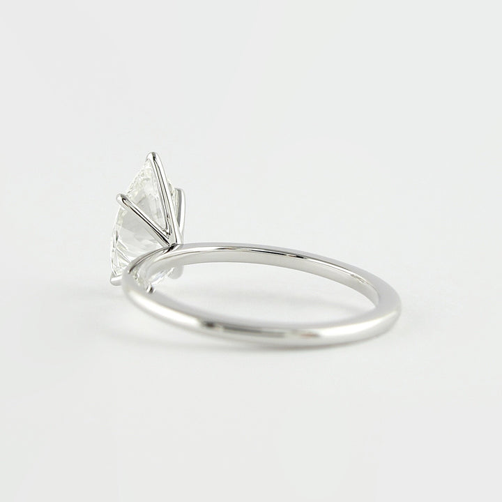 1.50CT Pear Cut 5 Prongs Moissanite Solitaire Engagement Ring