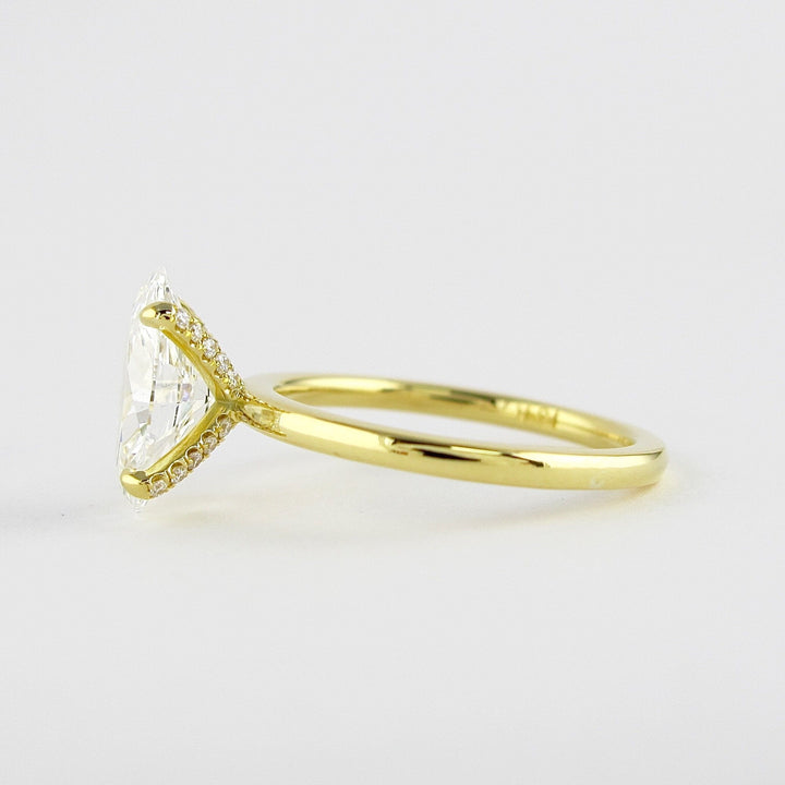 1.33 CT Oval Cut Moissanite Engagement Ring