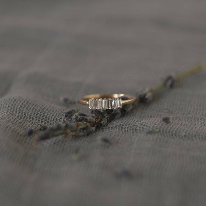 0.42CT Emerald Cut Moissanite Diamond Wedding Band