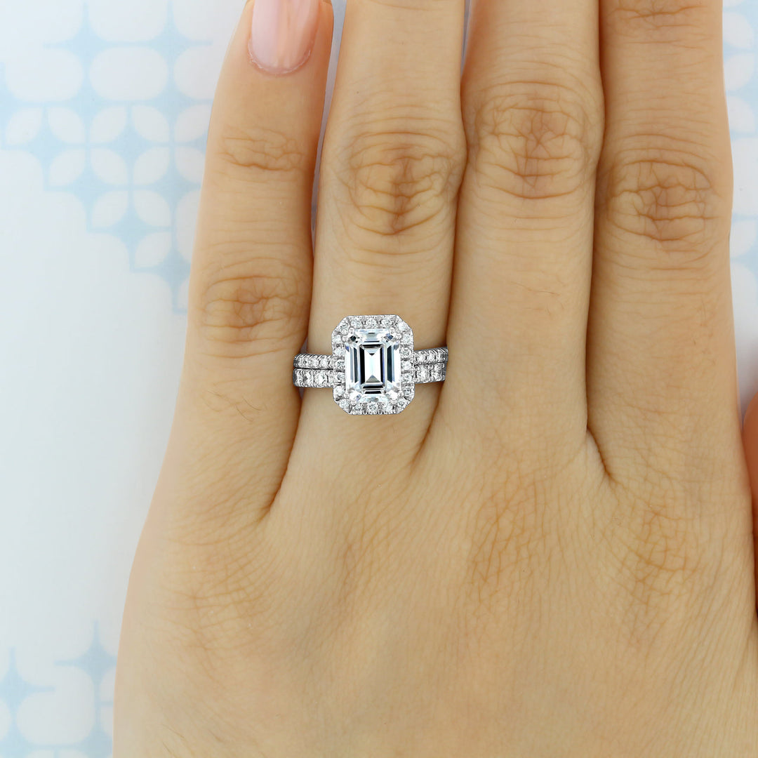 Round Brilliant Cut Full Eternity Wedding Band