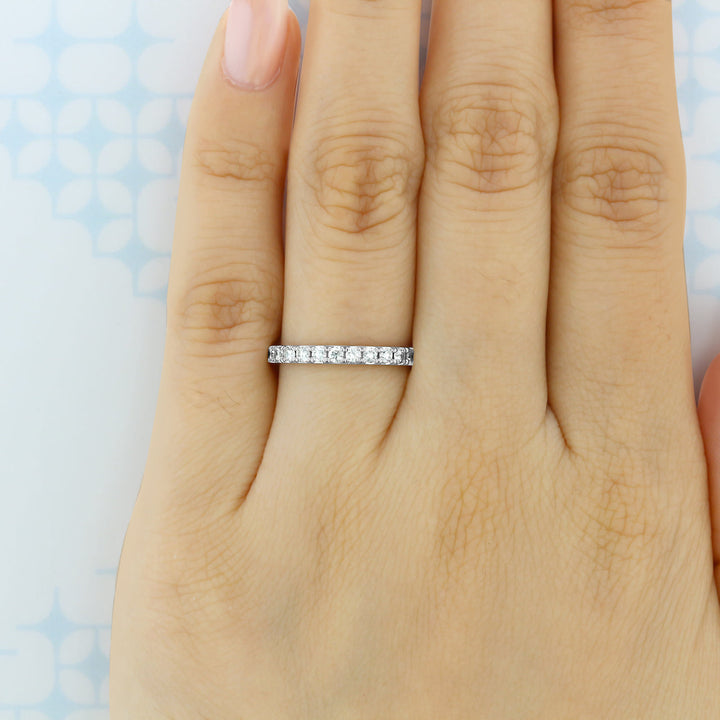 Round Brilliant Cut Full Eternity Wedding Band