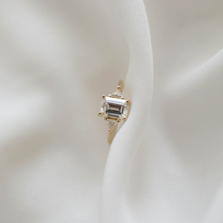 1.10CT Emerald Cut Three Stone Moissanite Diamond Engagement Ring