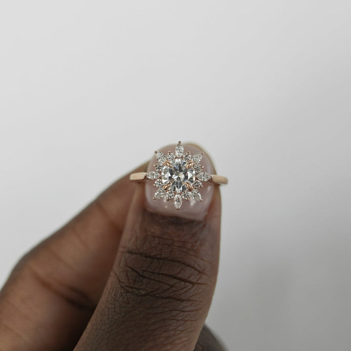 1.05CT Round Moissanite Cluster Diamond Engagement Ring