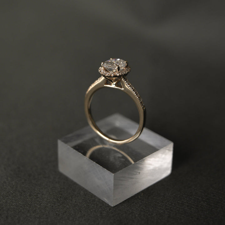 1.20CT Oval Moissanite Halo Diamond Engagement Ring
