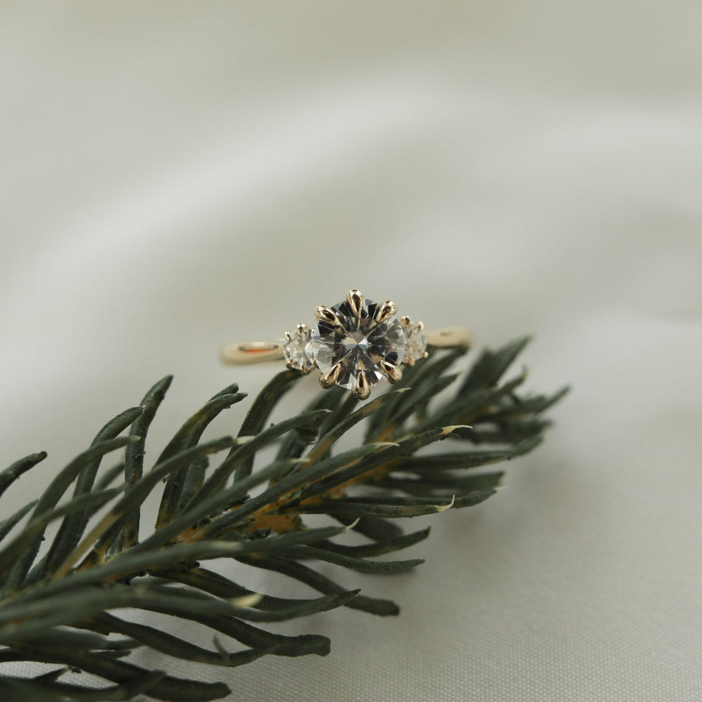2.1CT  Round Moissanite Three Stone Diamond Engagement Ring