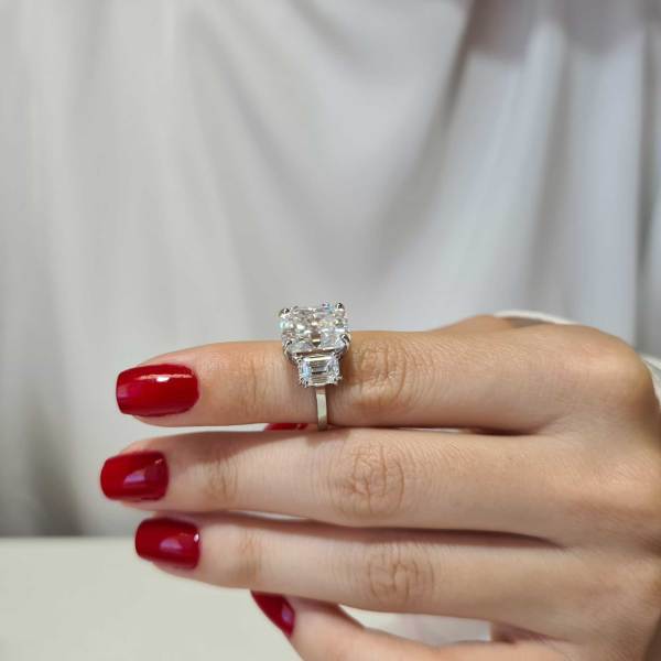 7.2CT Radiant Diamond Three Stone Moissanite Engagement Ring
