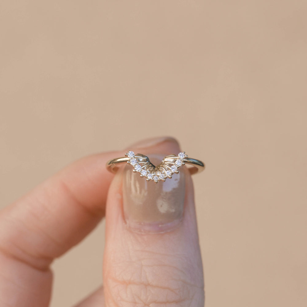 0.08ct Round brilliant Moissanite Unique Curve Diamond Wedding Band