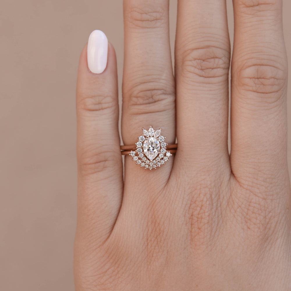 0.08ct Round brilliant Moissanite Unique Curve Diamond Wedding Band