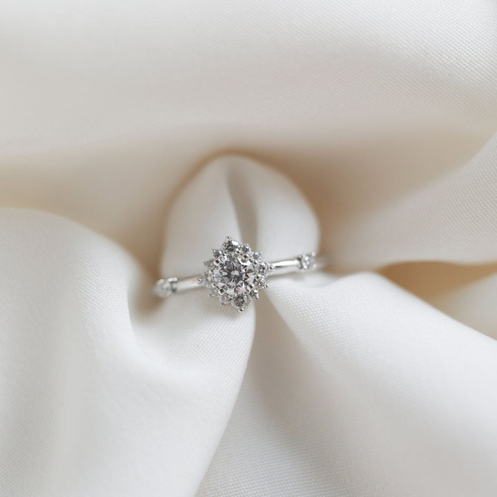 0.25ct Round Cut Halo Moissanite Diamond Engagement Ring