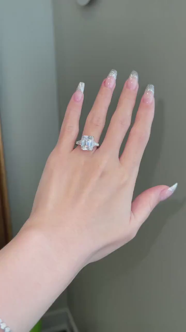 5.0CT Emerald Cut Diamond Three Stone Moissanite Engagement Ring