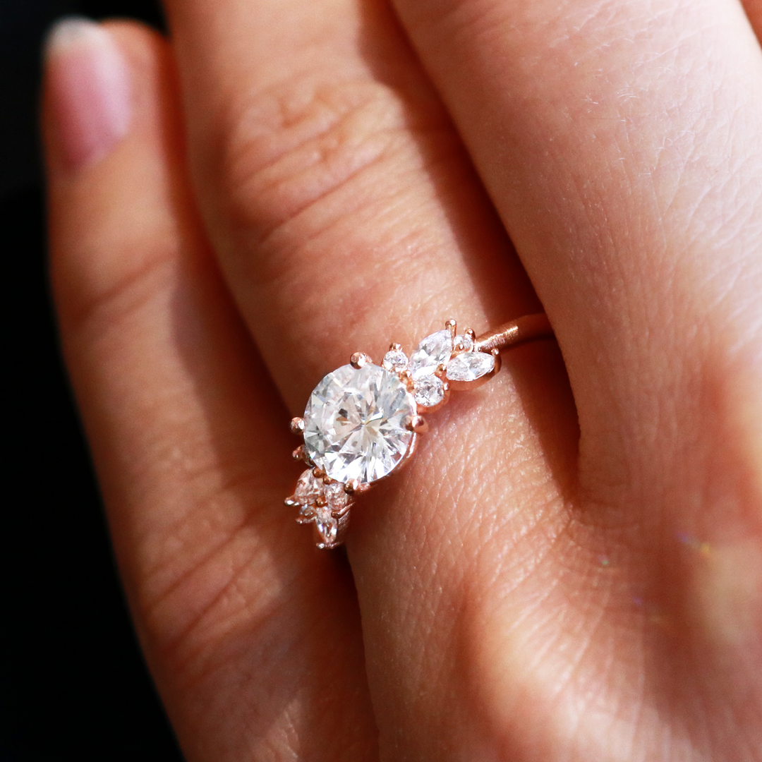 1.35CT Round Cut Moissanite Cluster Engagement Ring