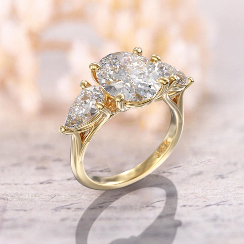 3CT Oval Diamond Three Stone Moissanite Engagement Ring