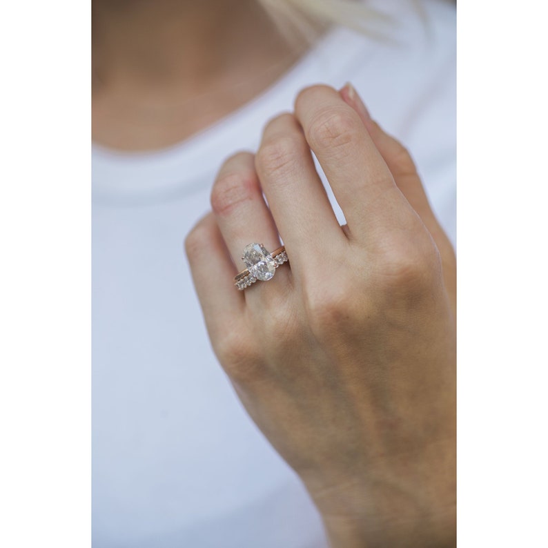 4.0ct Elongated Oval Cut Solitaire Moissanite Diamond Engagement Ring