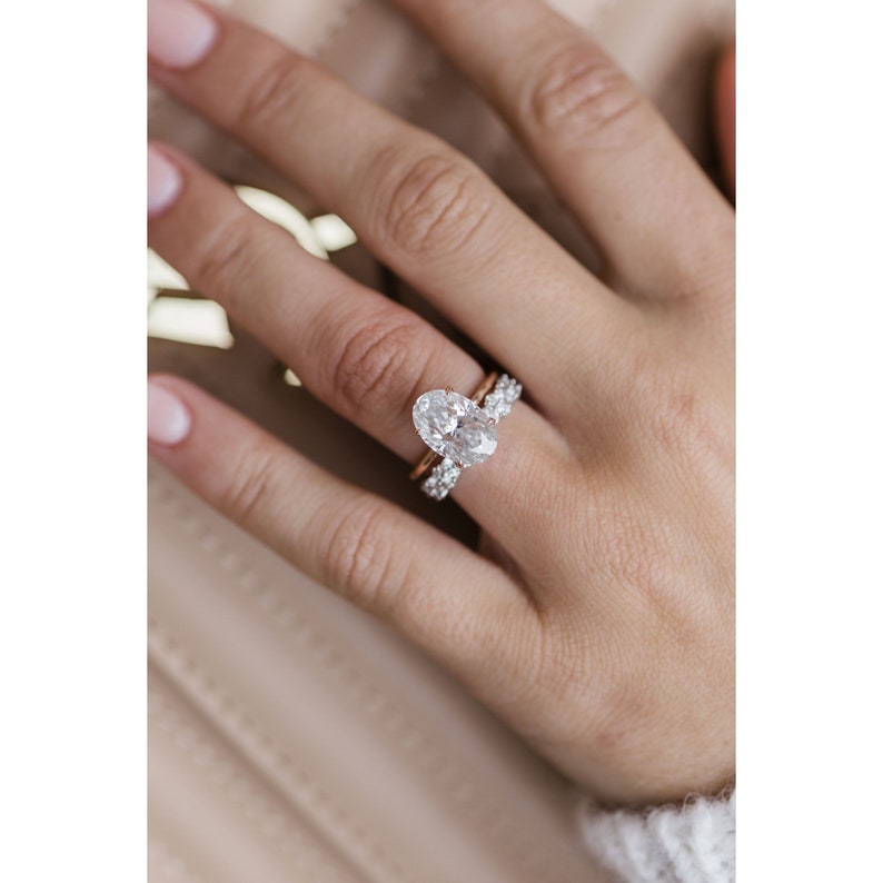 4.0ct Elongated Oval Cut Solitaire Moissanite Diamond Engagement Ring