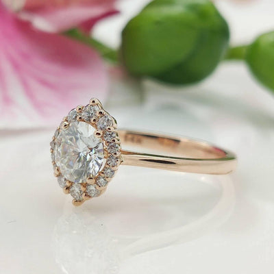 1.0ct Round Brilliant Diamond Halo Moissanite Engagement Ring