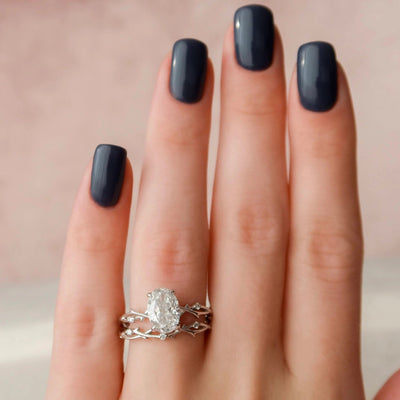 2.0CT Oval Cut Moissanite Twing Halo Bridal Engagement Ring Set