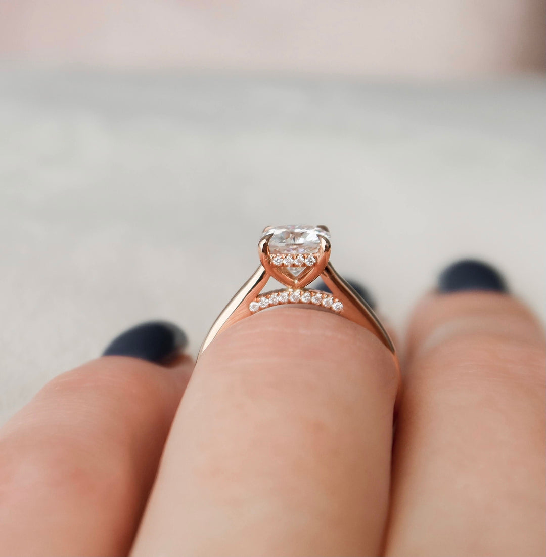 2 CT Cushion Cut Moissanite Wedding Ring