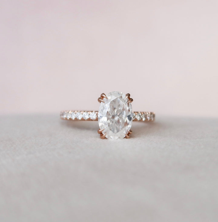 2 CT Oval cut Moissanite Wedding Ring