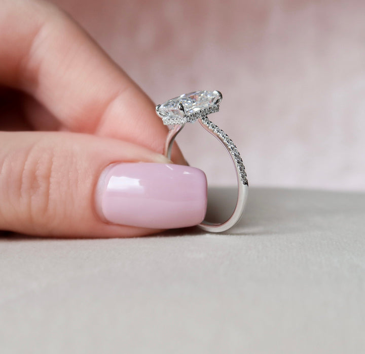 3.5 CT Radiant Cut Moissanite Engagement Ring