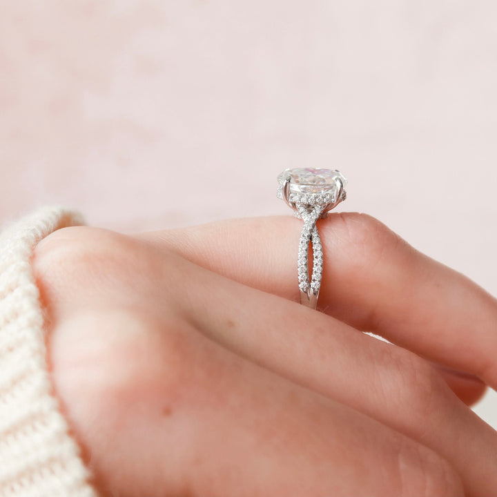 3 CT Oval cut Split Band Moissanite Engagement Ring