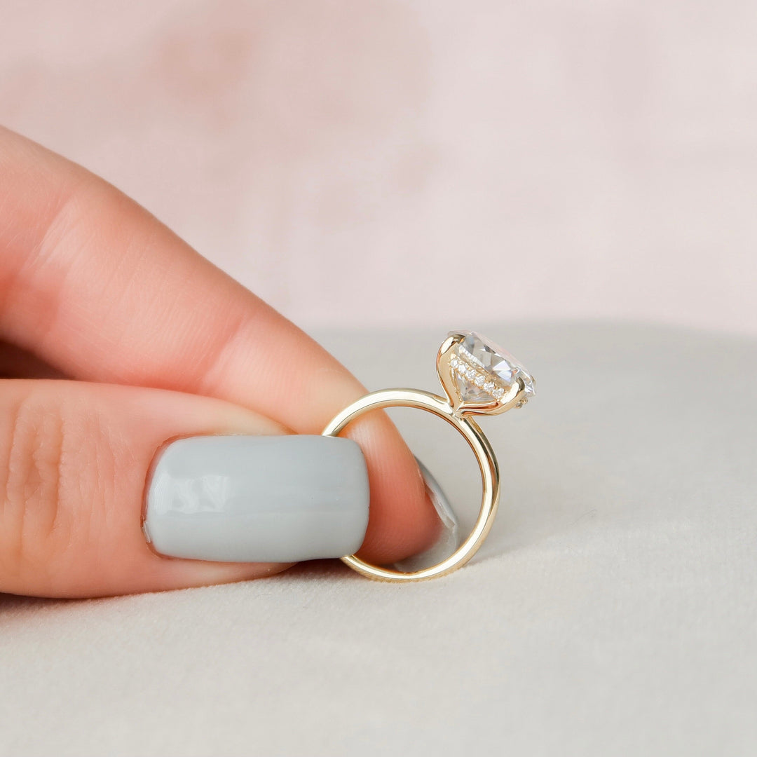 5 CT Round cut Moissanite Engagement Ring