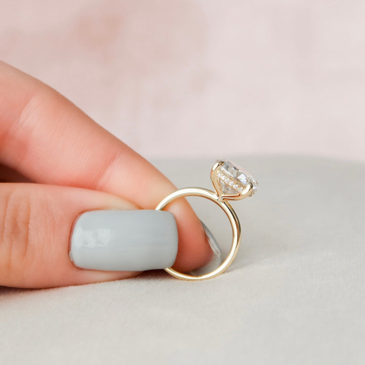 5 CT Round cut Moissanite Engagement Ring