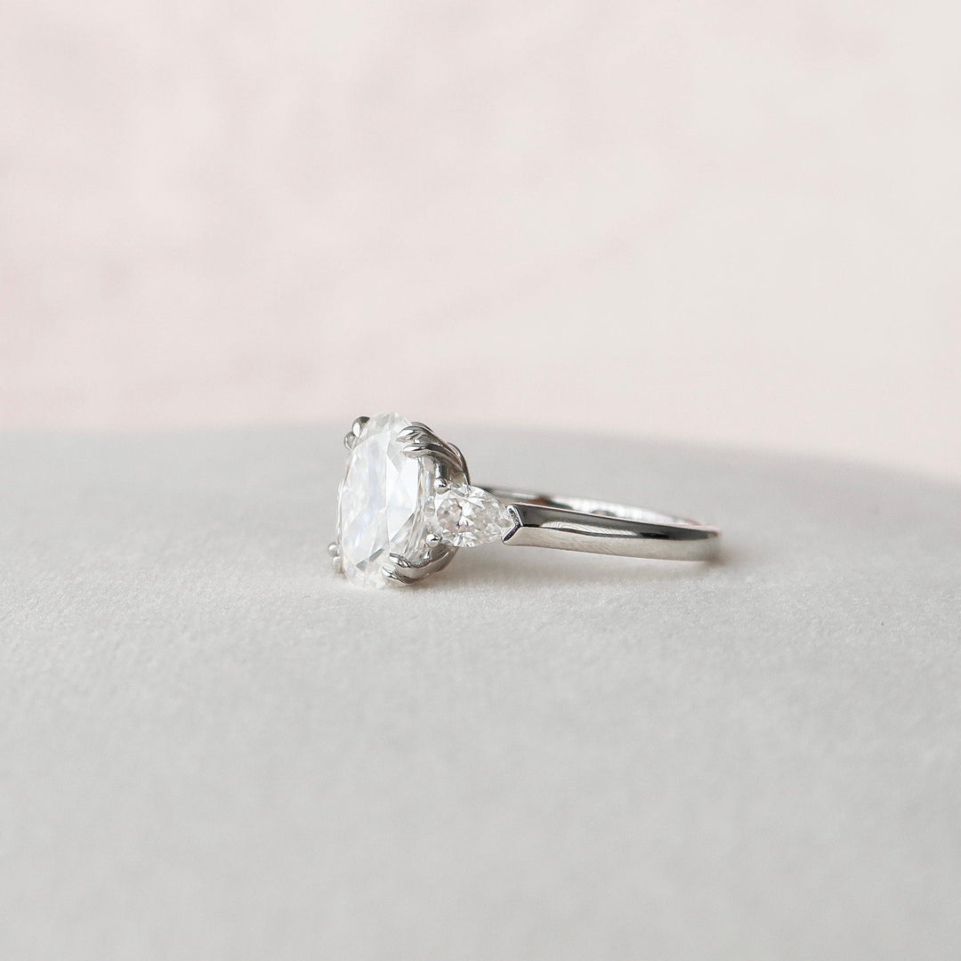 3.5 CT Oval cut Three Stone Moissanite  Diamond Engagement Ring