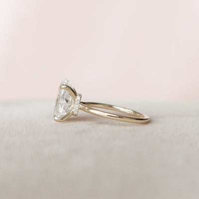 4.0CT Oval Cut Moissanite Hidden Halo Engagement Ring