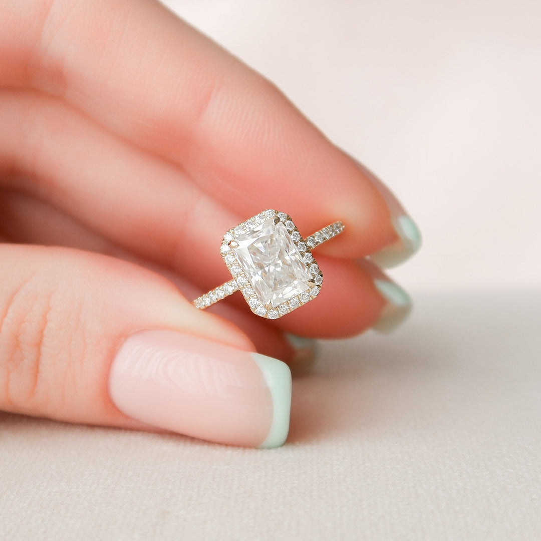 2 CT Radiant Cut Halo Moissnite Engagement Ring
