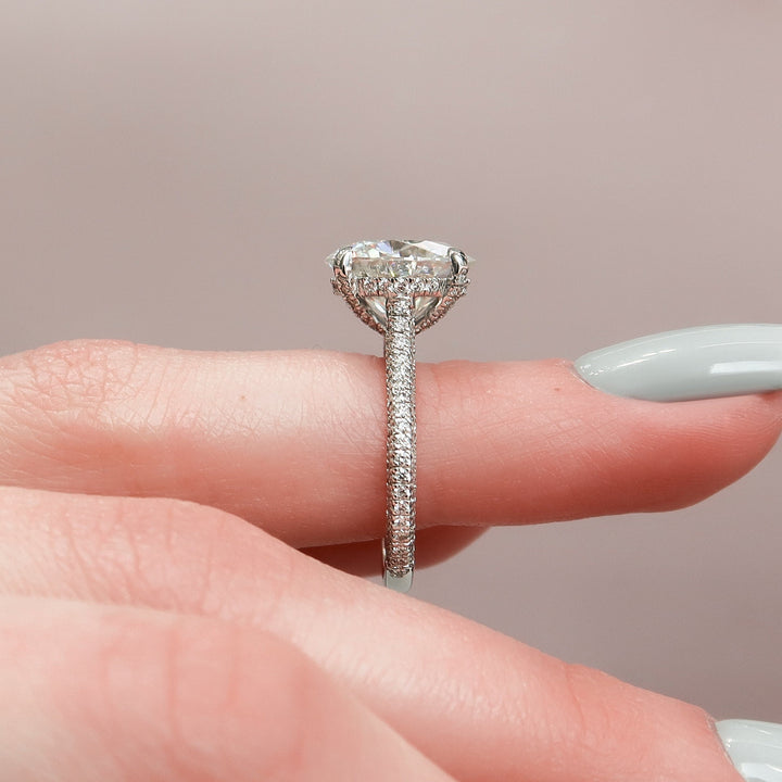 5.0CT Round Brilliant Cut Moissanite Engagement Ring