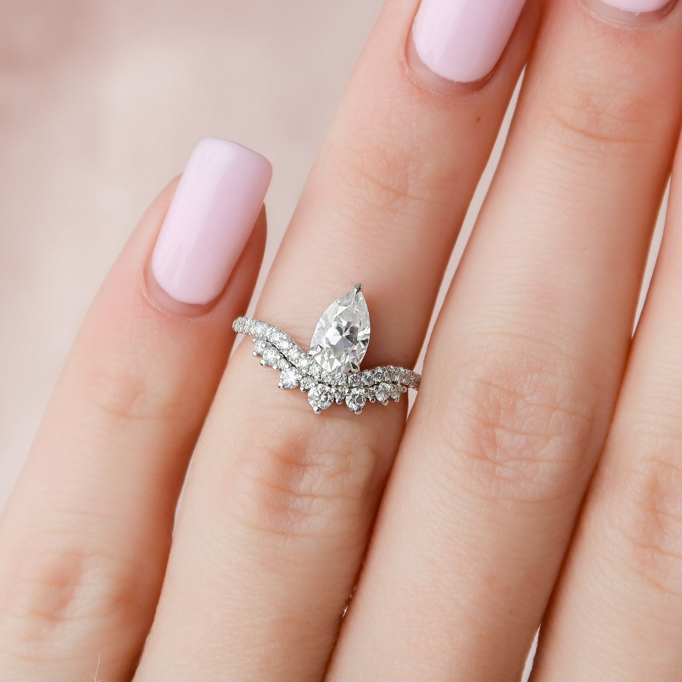 0.95ct Chevron Pear Cut Moissanite Diamond Engagement Ring