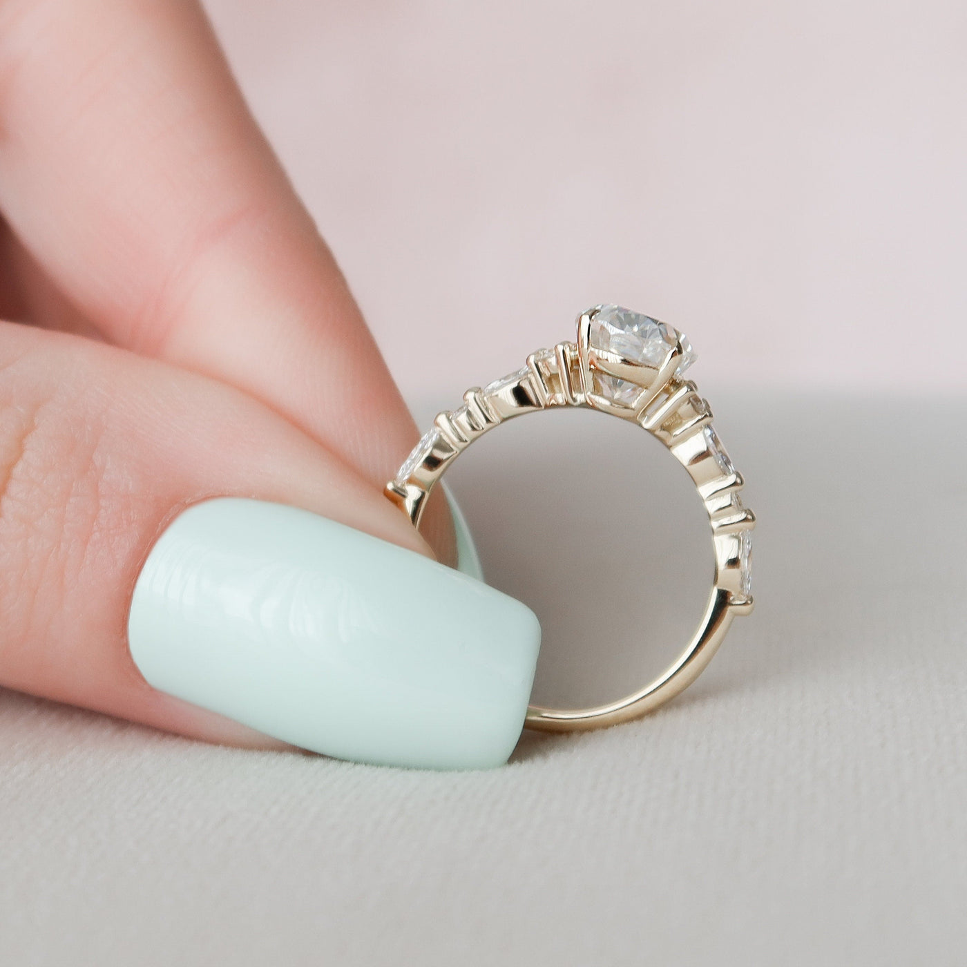 2.0CT Oval Moissanite Diamond Cluster Engagement Ring