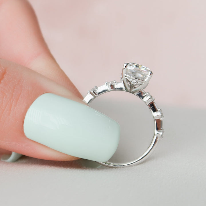 2 CT Cushion Cut Moissanite Engagement Ring