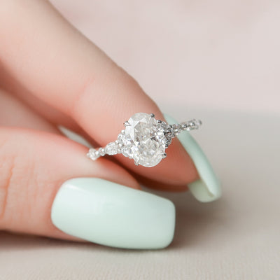 1.5 CT Oval Cut Moissanite Engagement Ring