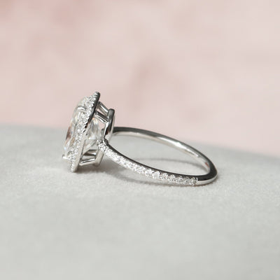 2.5 CT Cushion cut Moissanite Diamond Engagement Ring