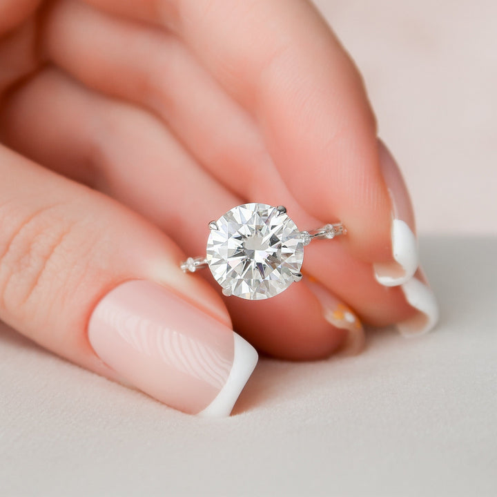 4 CT Round Cut Moissanite Engagement Ring