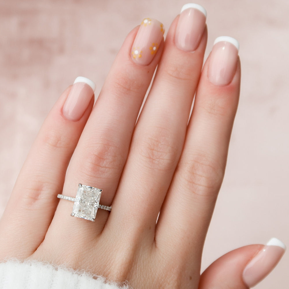 4.50СT Radiant Cut Moissanite Hidden Halo Diamond Engagement Ring