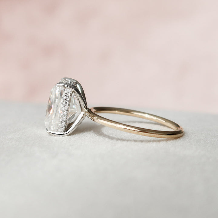 4 CT Cushion Cut Moissanite Engagement Ring