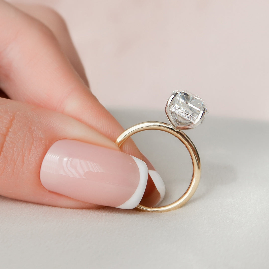 4 CT Cushion Cut Moissanite Engagement Ring