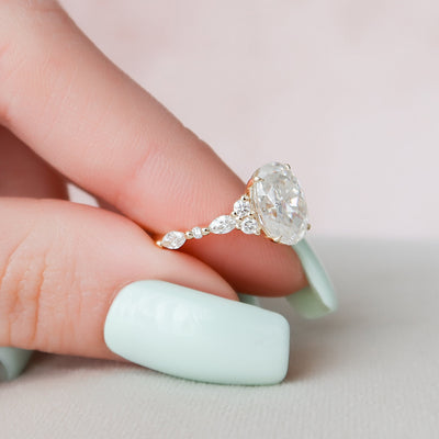 2.0CT Oval Moissanite Diamond Cluster Engagement Ring