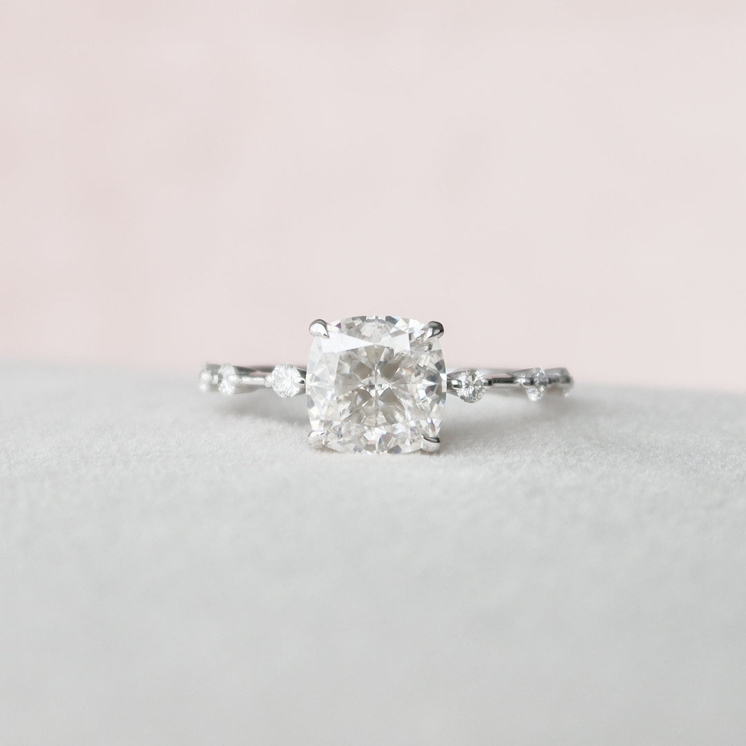 2 CT Cushion Cut Moissanite Engagement Ring