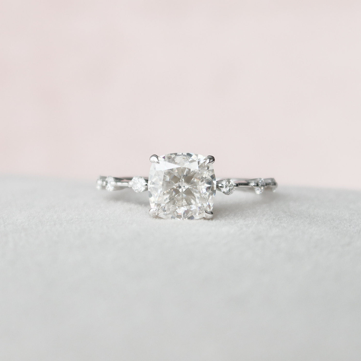 2 CT Cushion Cut Moissanite Engagement Ring