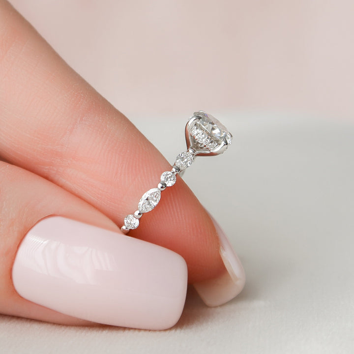 1 CT Oval cut Moissanite Engagement Ring