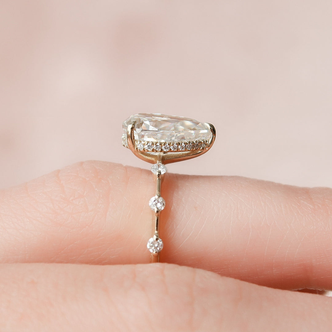 2 CT Pear cut Hidden Halo Moissanite Engagement Ring