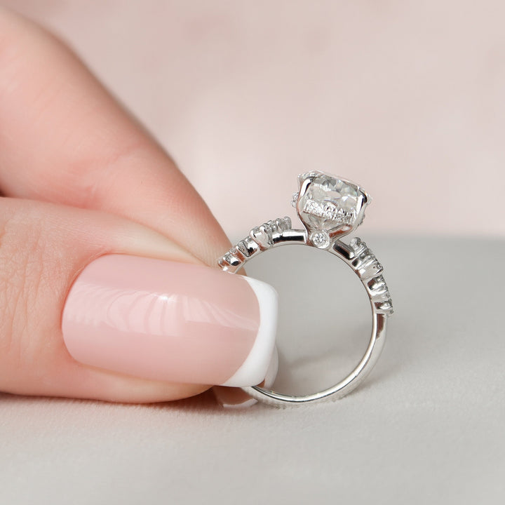 3 CT Oval cut  Moissanite Engagement Ring