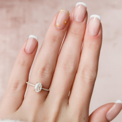 1 CT Oval Cut Moissanite Engagement Ring